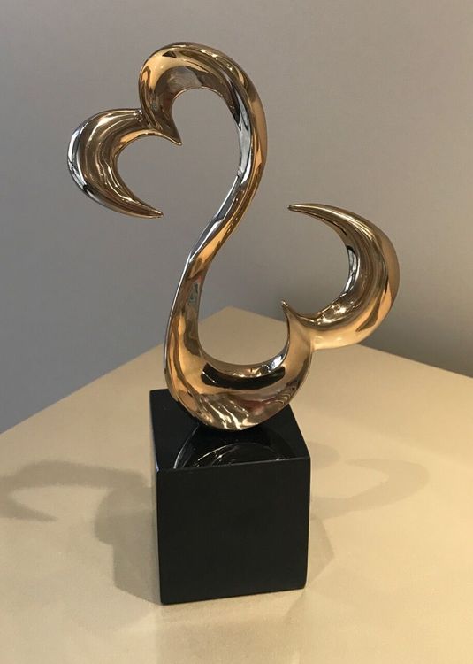 Open Heart Icon Sculpture (Large) 1.jpg