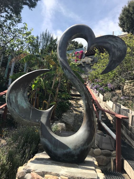 Open Heart Icon Sculpture (Monumental).jpg