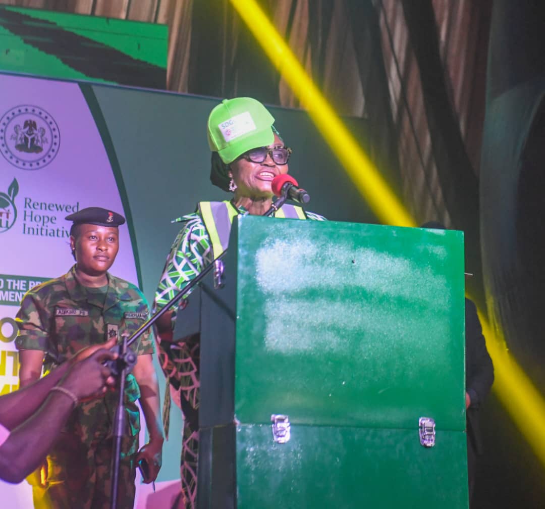 FIRST LADY EMPOWERS 500 RIVERS WOMEN AMIDST PROTEST AGAINST WIFE OF SOLE ADMINISTRATOR
