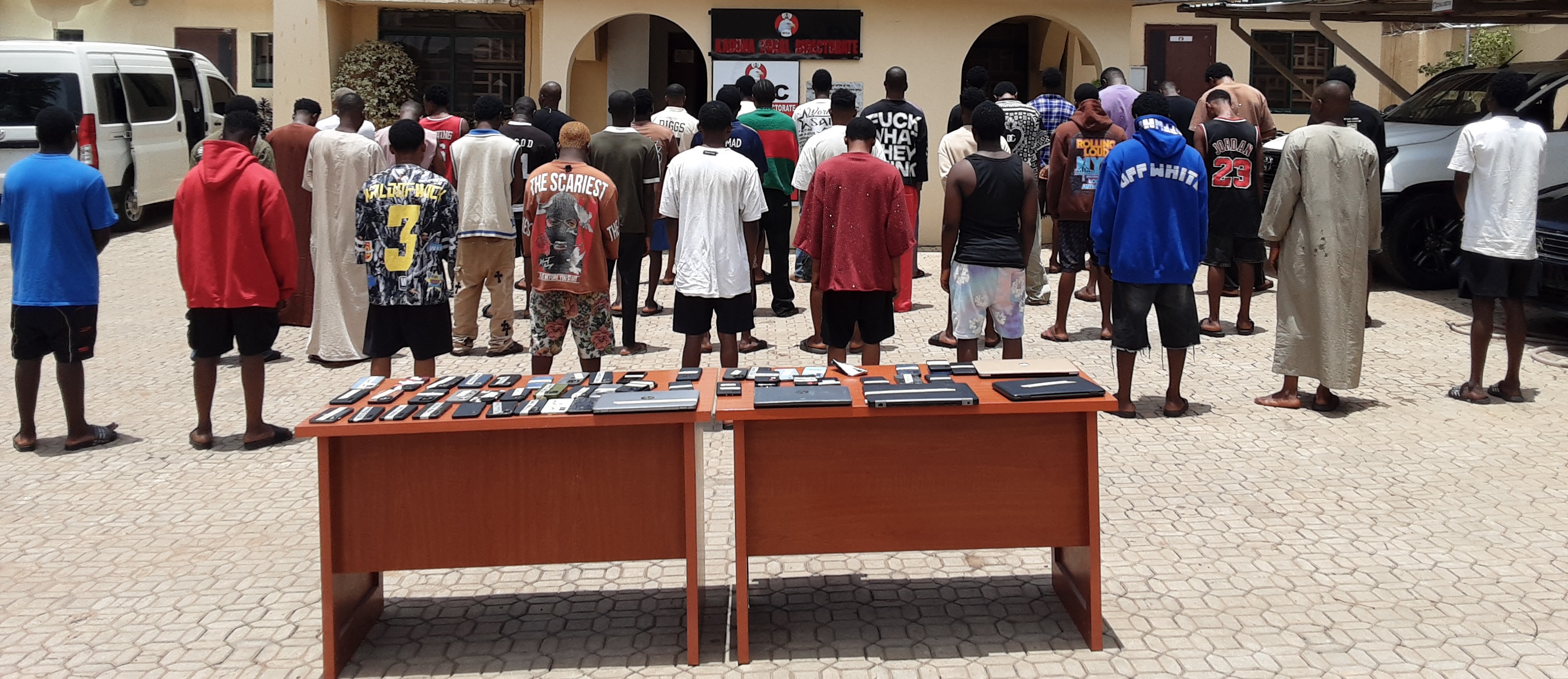 EFCC ARREST 40 SUSPECTED INTERNET FRAUDSTERS IN NASSARAWA STATE