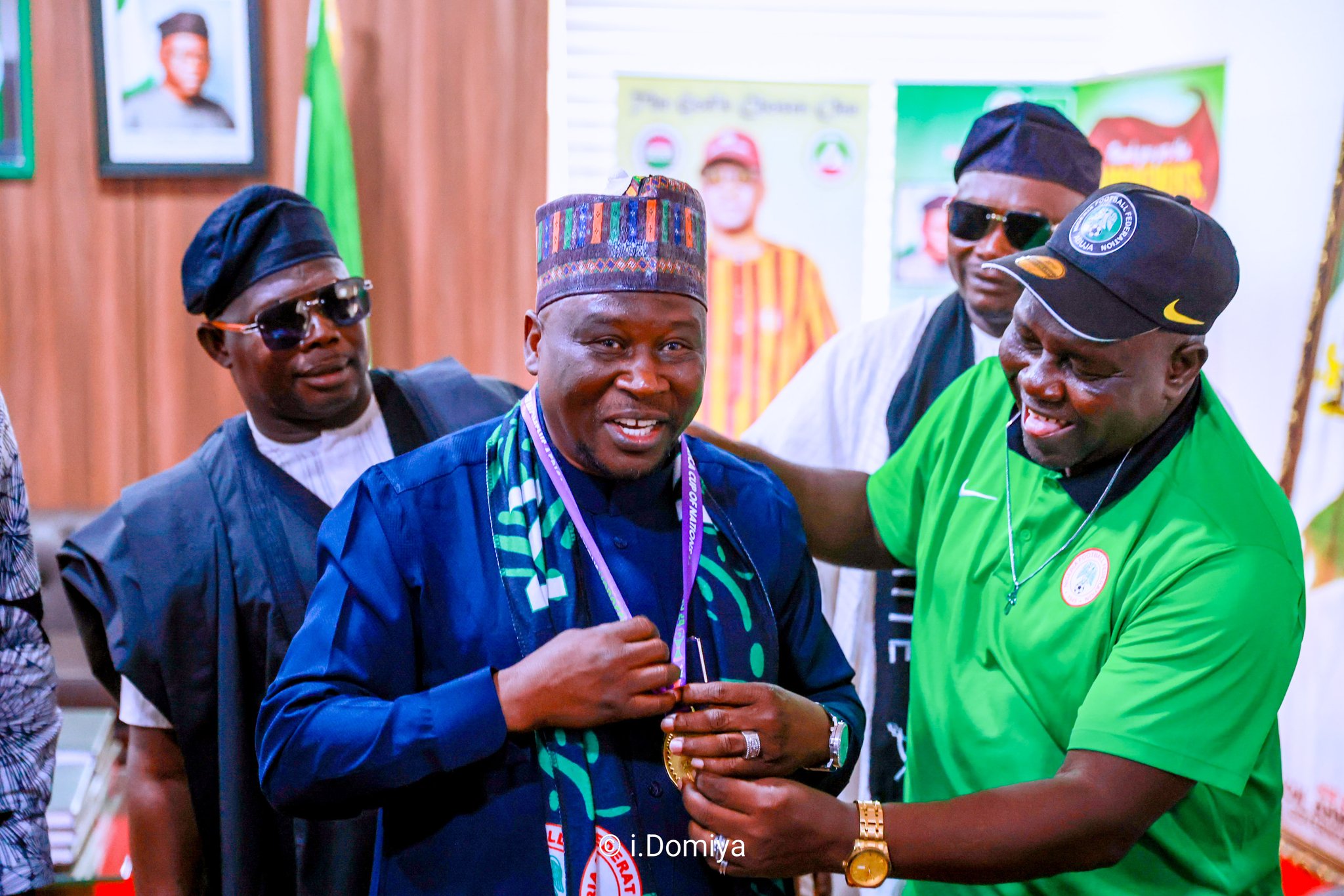 ADAMAWA STATE GOVERNOR SHOWERS HOUSE AND CASH GIFTS ON VICTORIOUS SUPER FALCONS COACH