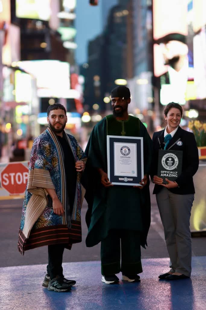 TUNDE ONAKOYA SETS GUINNESS WORLD RECORD OF CHESS MARATHON
