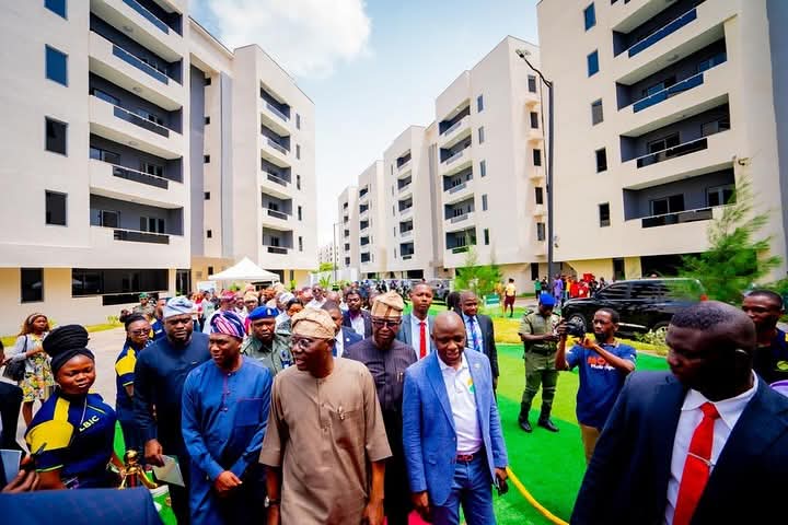 SANWO-OLU COMMISSIONS NEW RESIDENTIAL ESTATES IN SURULERE