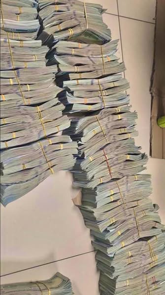 CUSTOMS INTERCEPT OVER $1M, SR135,900 SMUGGLED THROUGH KANO AIRPORT