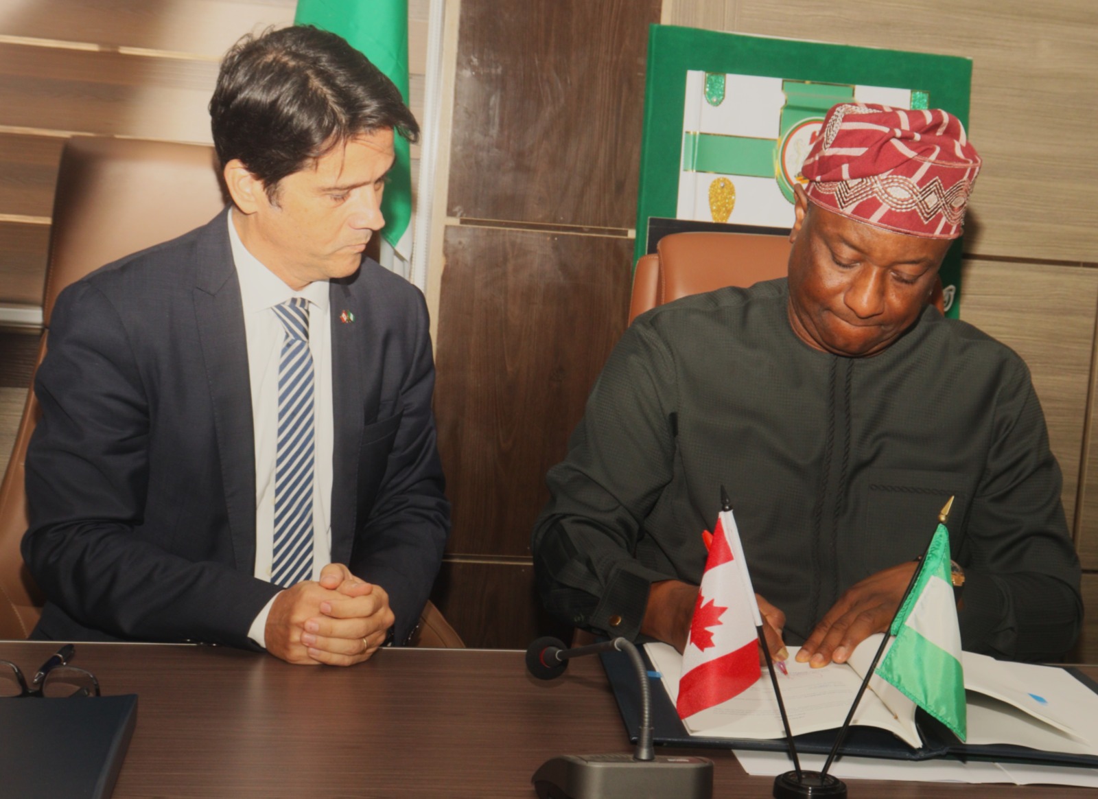 FG SIGNS LANDMARK AVIATION AGREEMENT WITH CANADA