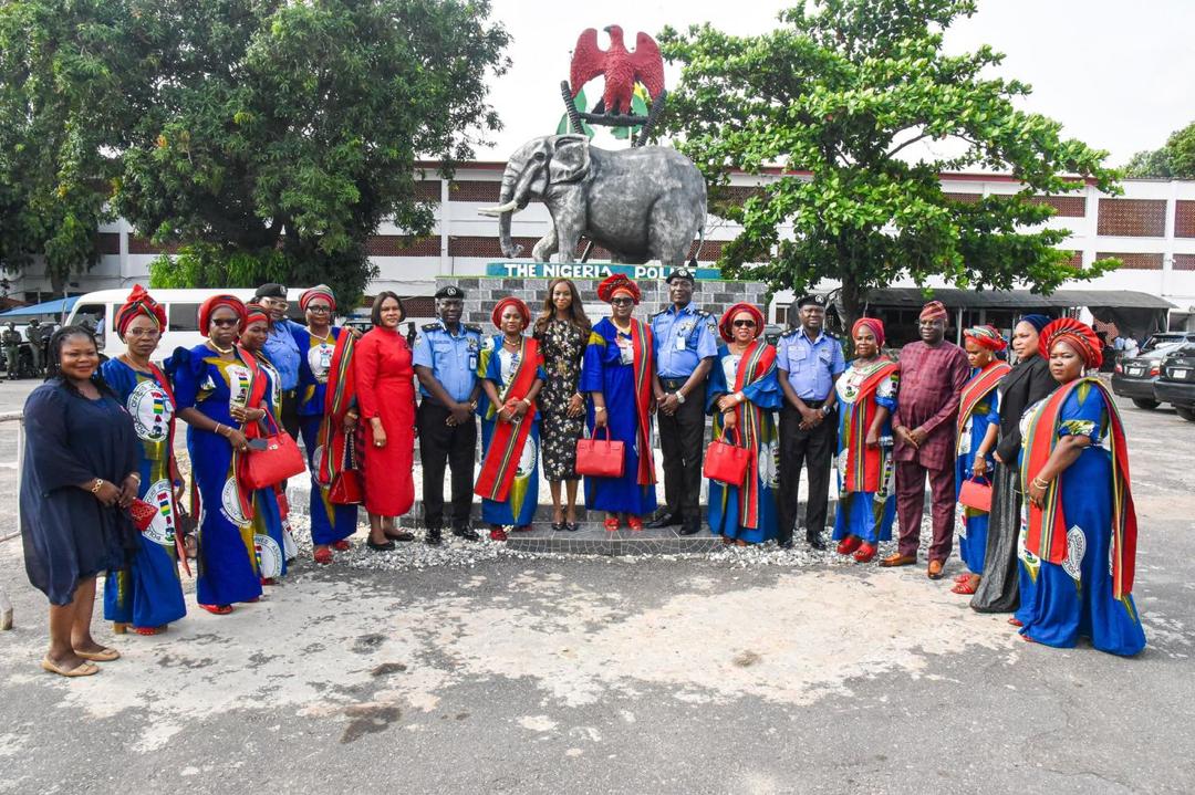 PHOTO NEWS: POLICE OFFICERS WIVES ON COURTESY VISIT TO LAGOS CP, OLOHUNDARE JIMOH