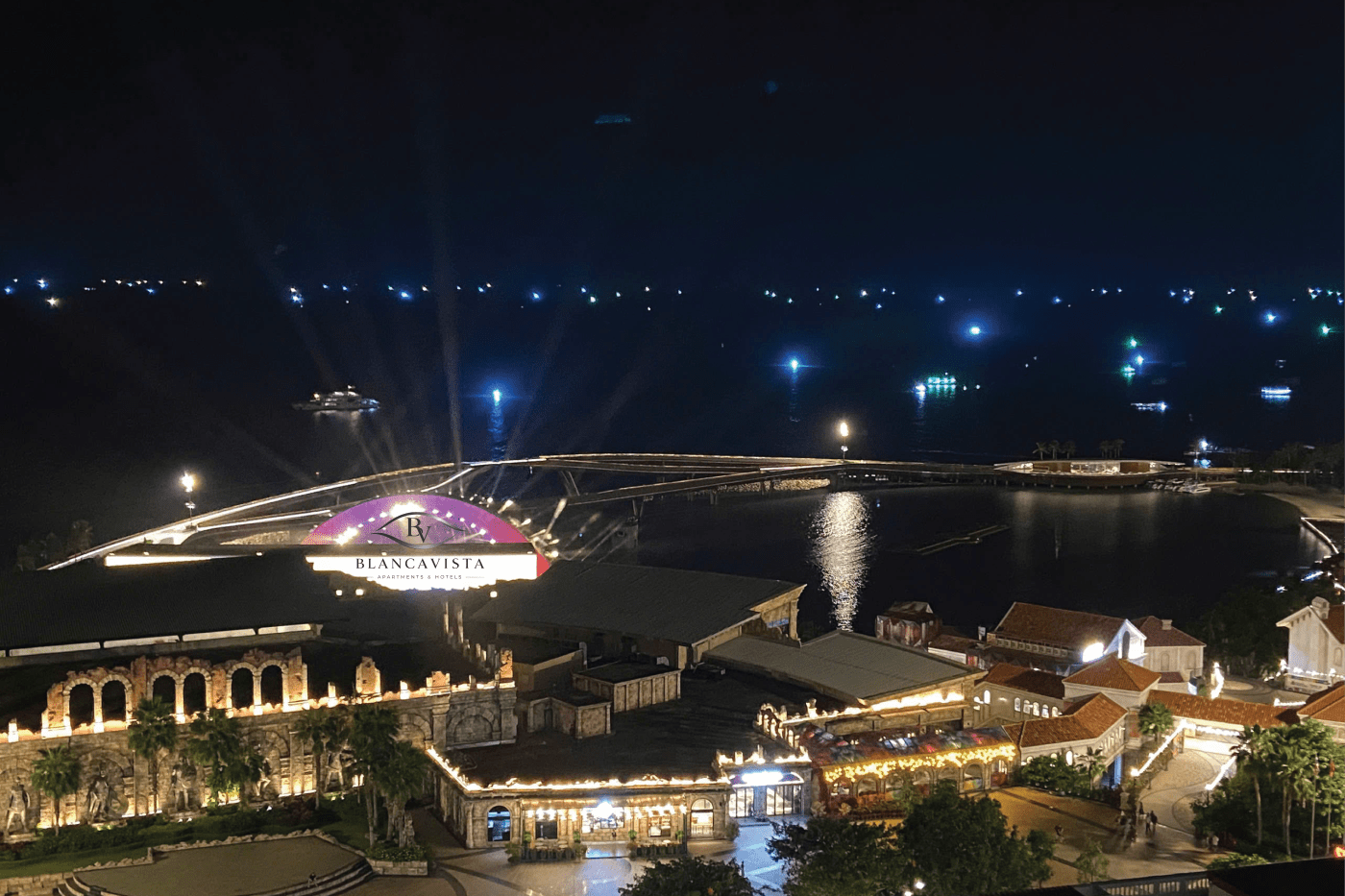 Balcony Studio — Sea & Fireworks — ảnh 4, Blanca Vista Apartment, Phú Quốc