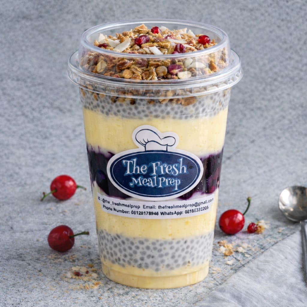 Exotic parfait( blueberry compote)