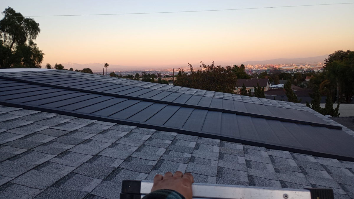 Chandler's Roofing solar roofing project in Southern California