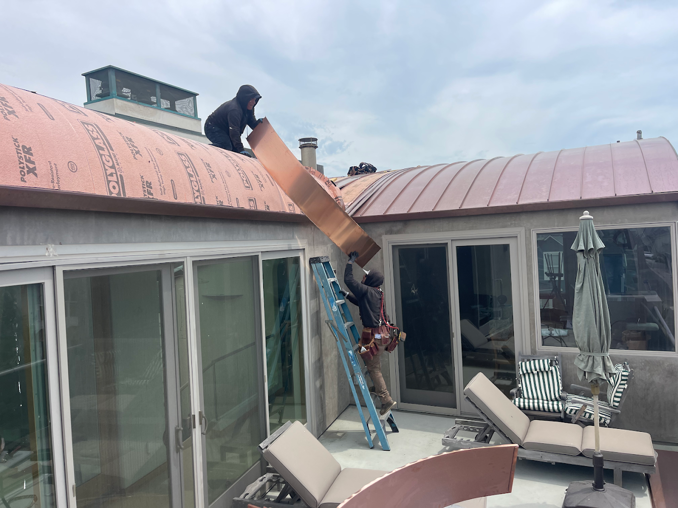 Standing seam metal roofing
