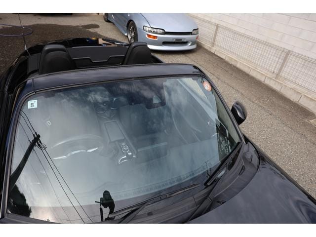 2019 Mazda Roadster - Image 3