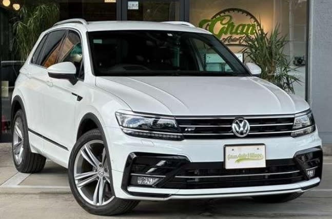 2018 VOLKSWAGEN TIGUAN R-LINE