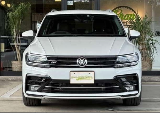 2018 VOLKSWAGEN TIGUAN R-LINE - Image 4