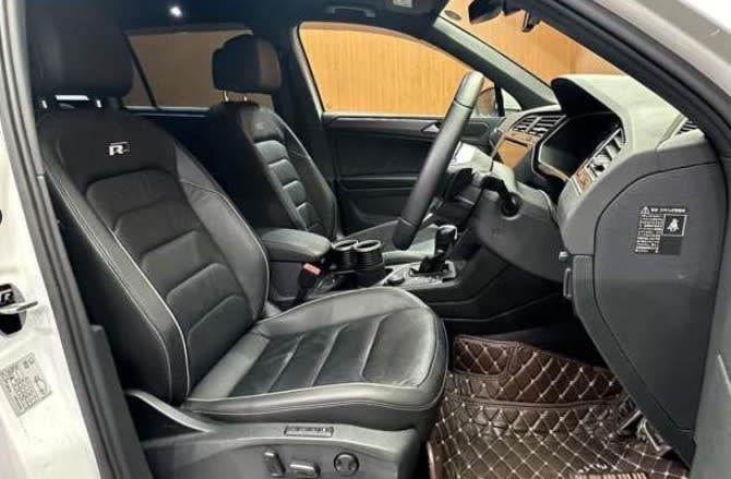 2019 VW Tiguan TDI R-Line: Sunroof💥 - Image 6