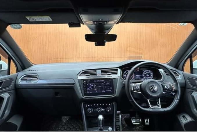 2019 VW Tiguan TDI R-Line: Sunroof💥 - Image 10