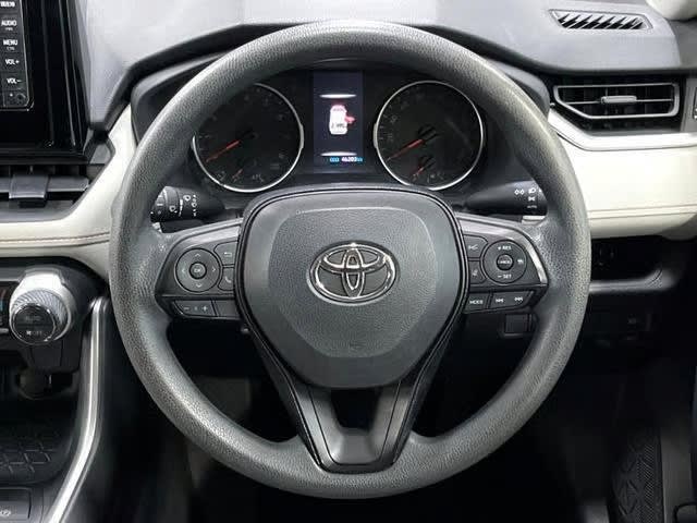 2019 Toyota Rav-4 - Image 2