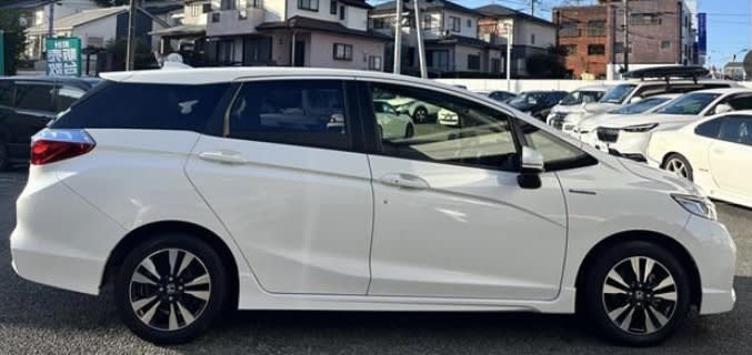 2019 Honda Fit-Shuttle Hybrid - Honda sensing - Image 7
