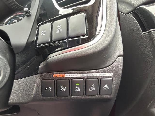 2019 MITSUBISHI OUTLANDER P-HEV - Image 6