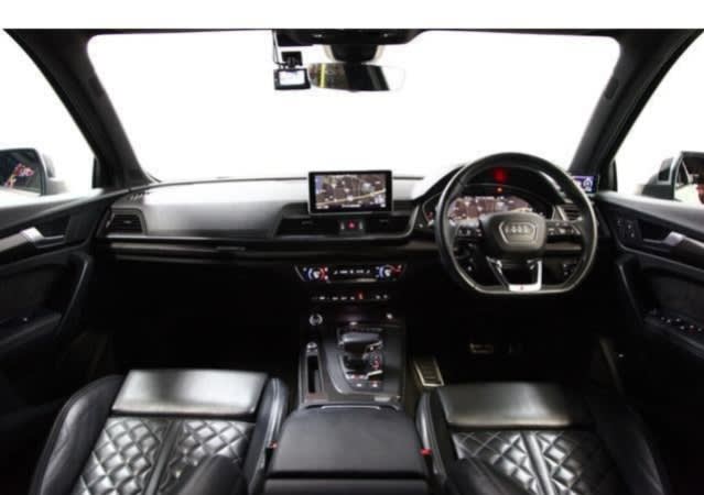 2019 Audi SQ5 - Image 2