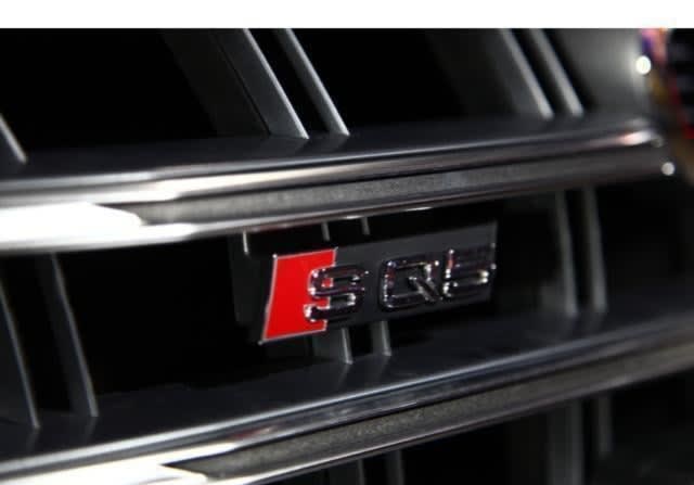 2019 Audi SQ5 - Image 6