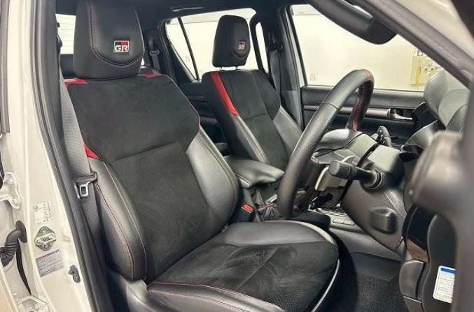 2023 Toyota Hilux GR-Sport  - Image 7