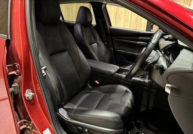 2019 Mazda 3 Sedan - Image 2