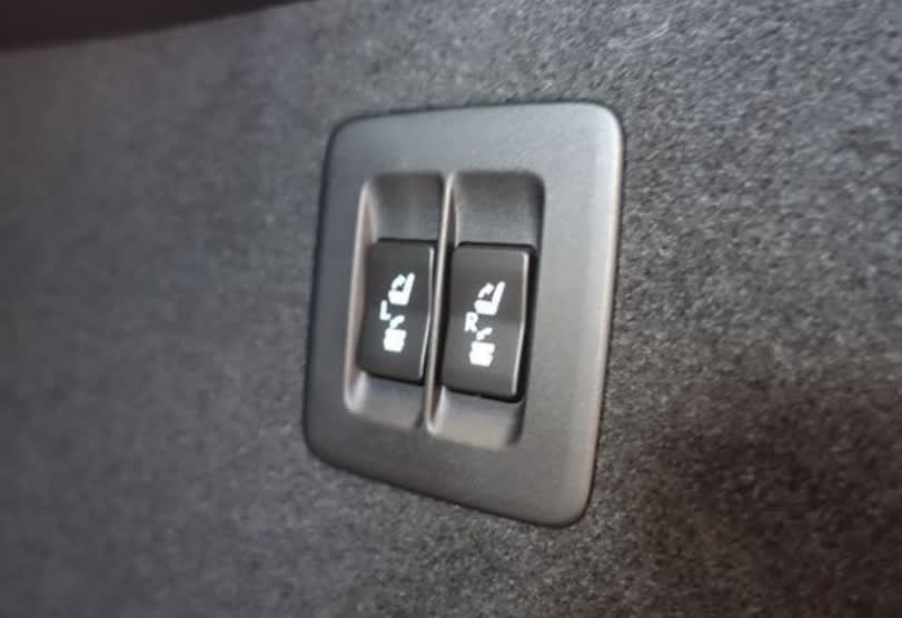 2019 Lexus RX-300 - Image 3