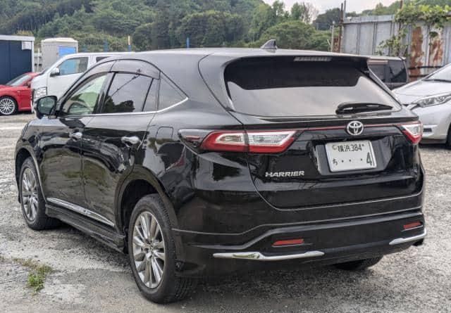 2019 Toyota Harrier - Image 2
