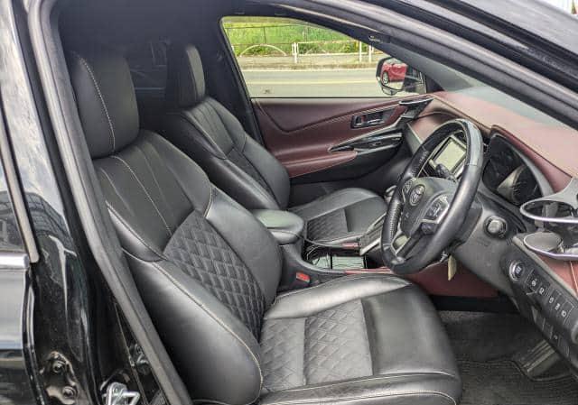 2019 Toyota Harrier - Image 4
