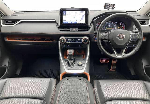 2020 Toyota RAV4 - Image 5