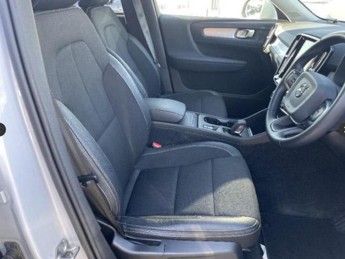 2019 Volvo XC40 - Image 4