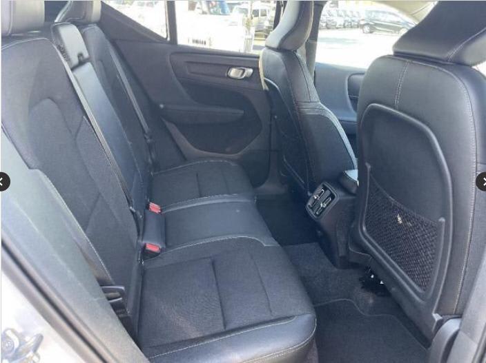 2019 Volvo XC40 - Image 6