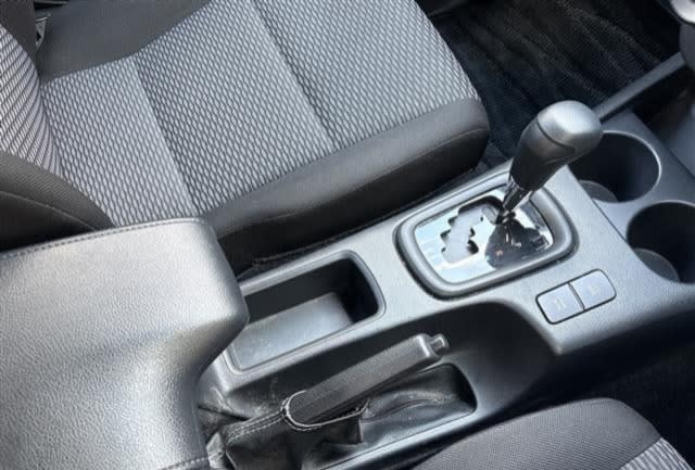 2019 TOYOTA HILUX 4WD DOUBLE CAB Z Grade - Image 4