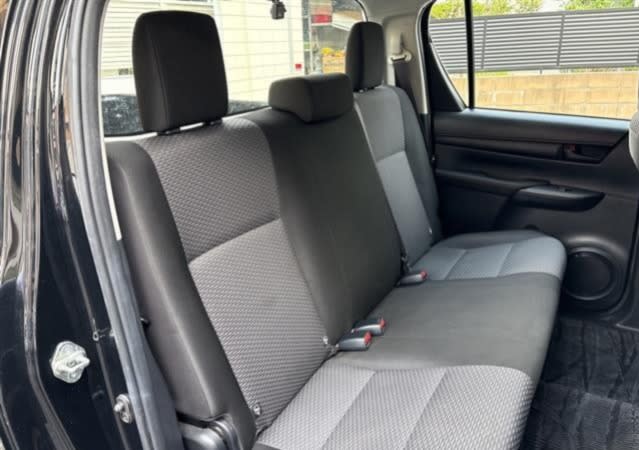 2019 TOYOTA HILUX 4WD DOUBLE CAB Z Grade - Image 7