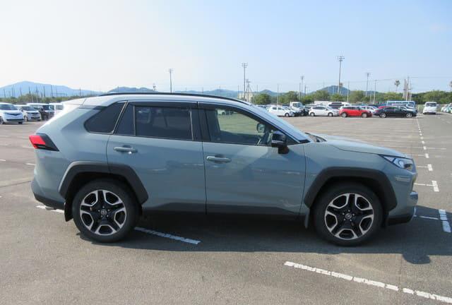 2019 Toyota Rav-4 ADVENTURE - Image 7