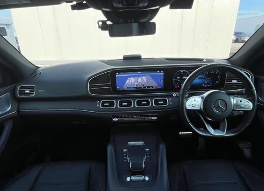 2020 Merced GLE400d 4MATIC Coupe Sport 4WD - Image 3