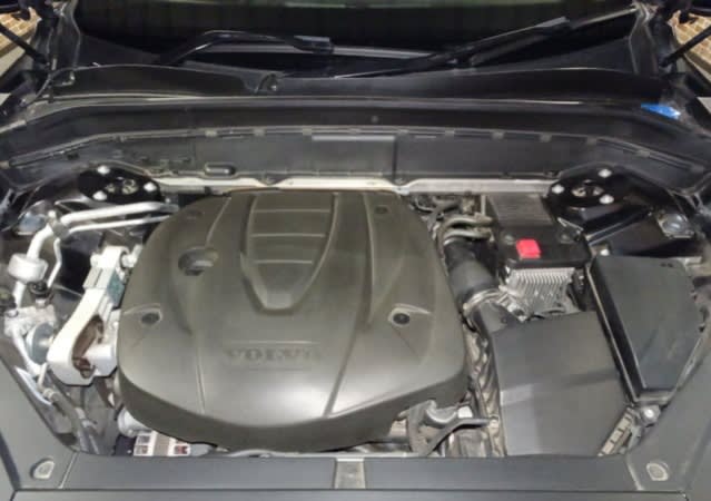 2019 VOLVO XC90 D5 INSCRIPTION - Image 8