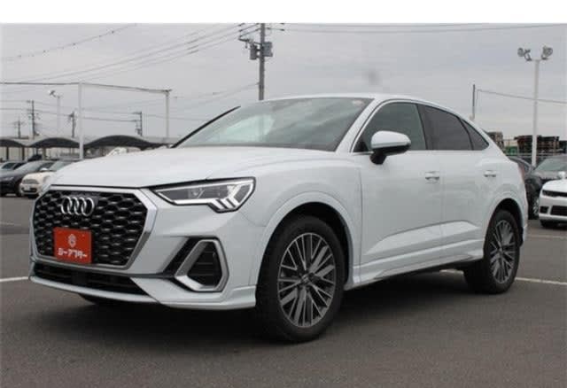 2020 AUDI Q3 - Image 4