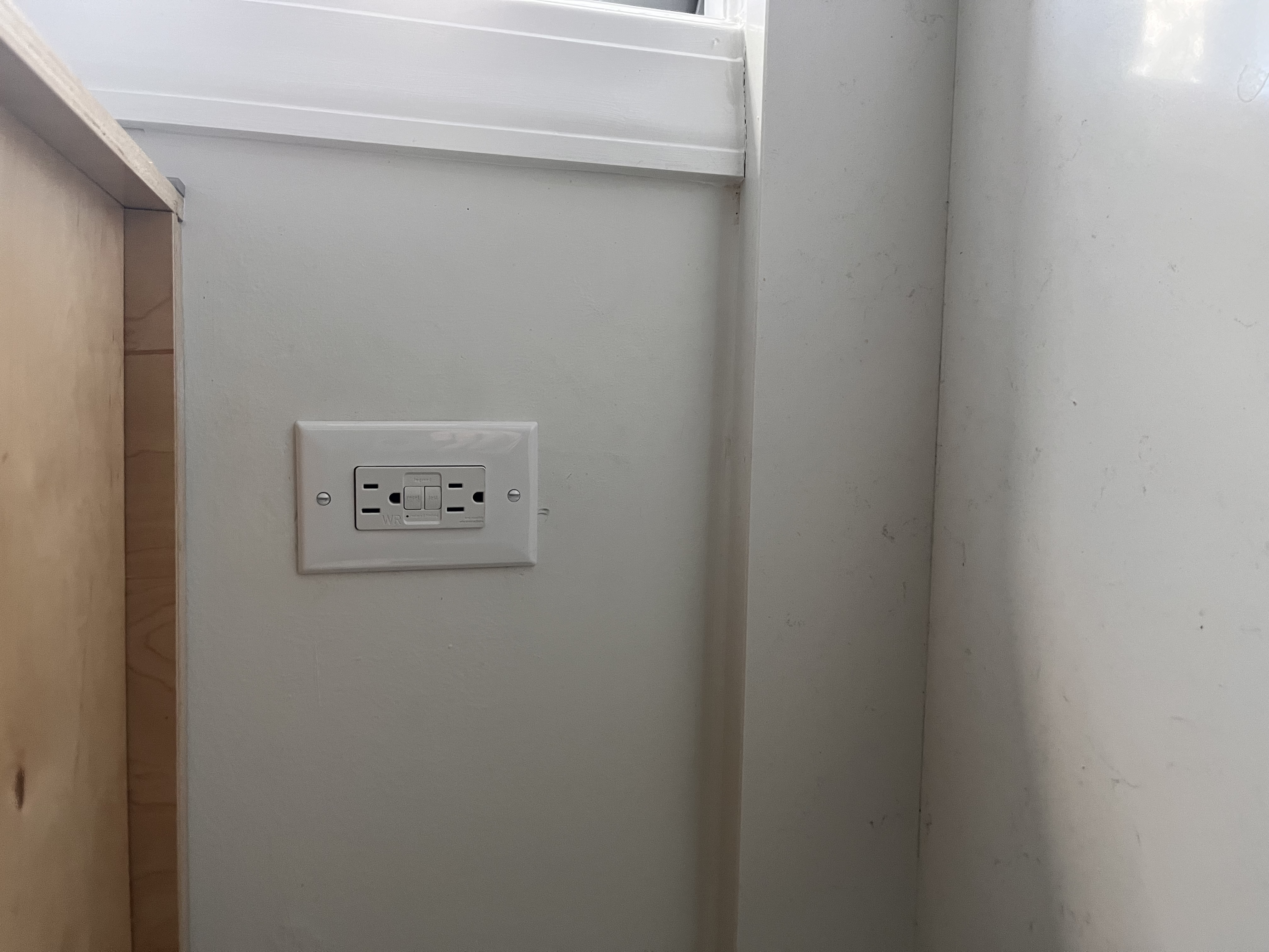 Wiring project photo in Beverly Hills