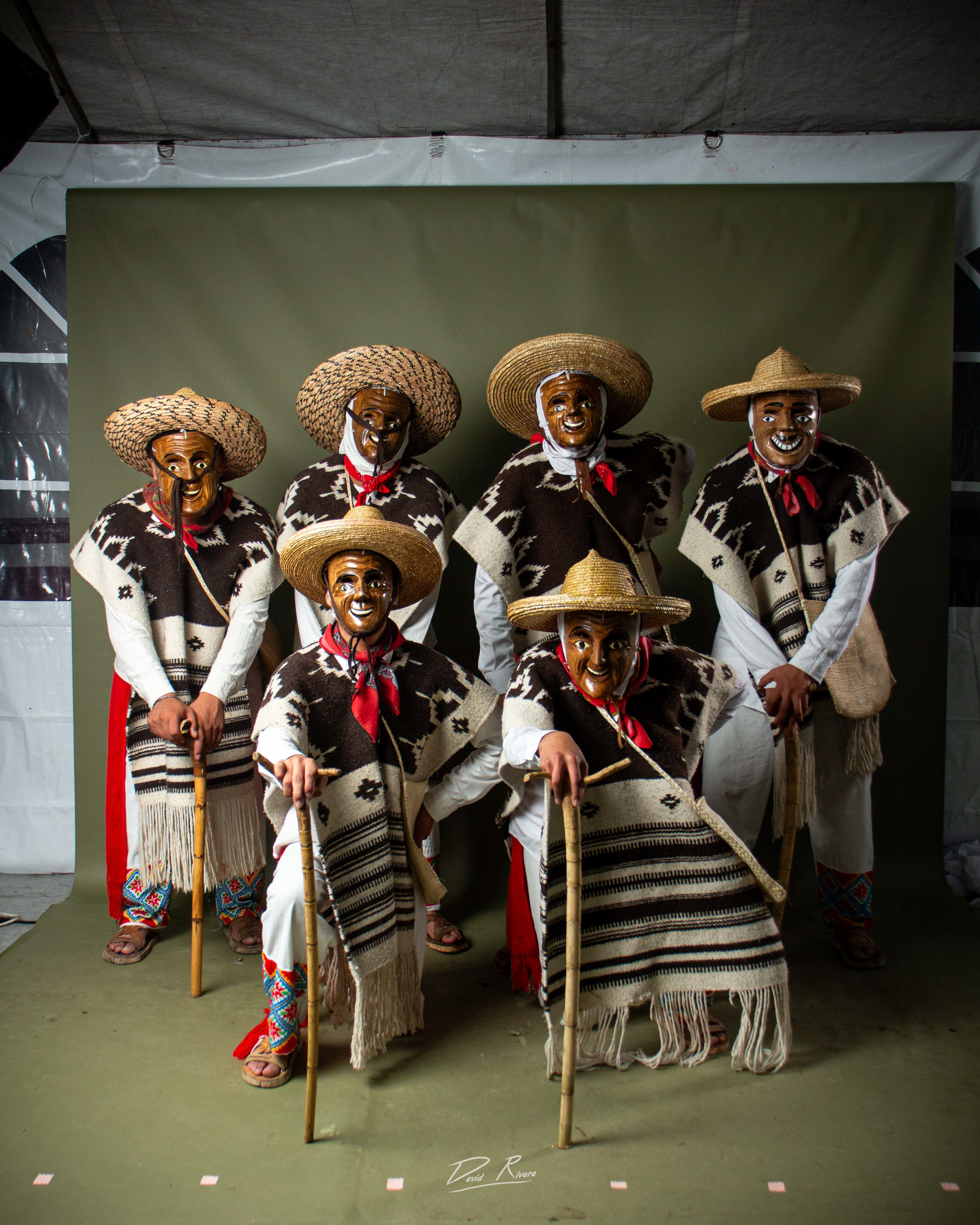 ORQUESTA GRANDE DE TINGAMBATO - Fotografía 7