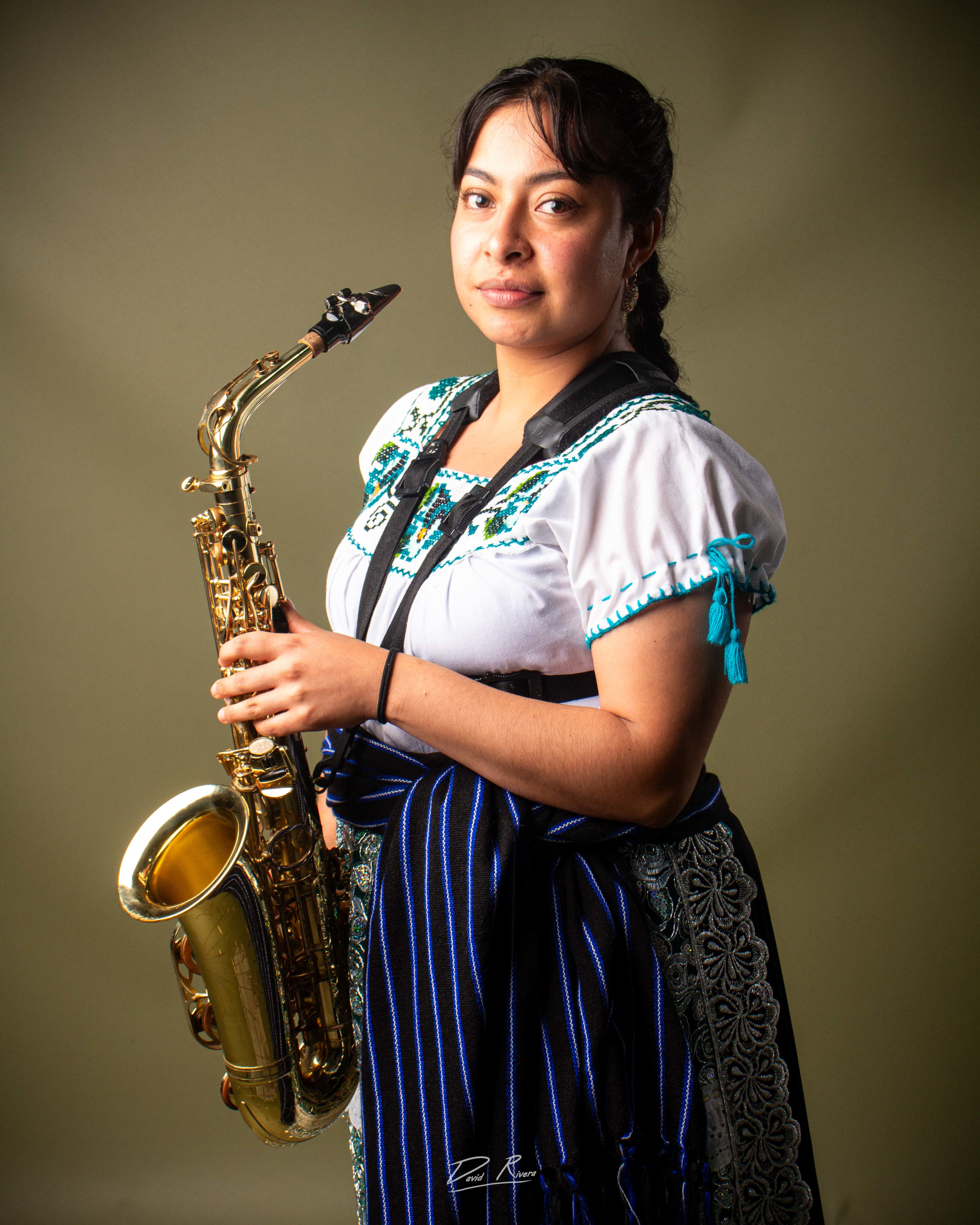 ORQUESTA TINHARHANI DE TINGAMBATO - Fotografía 12