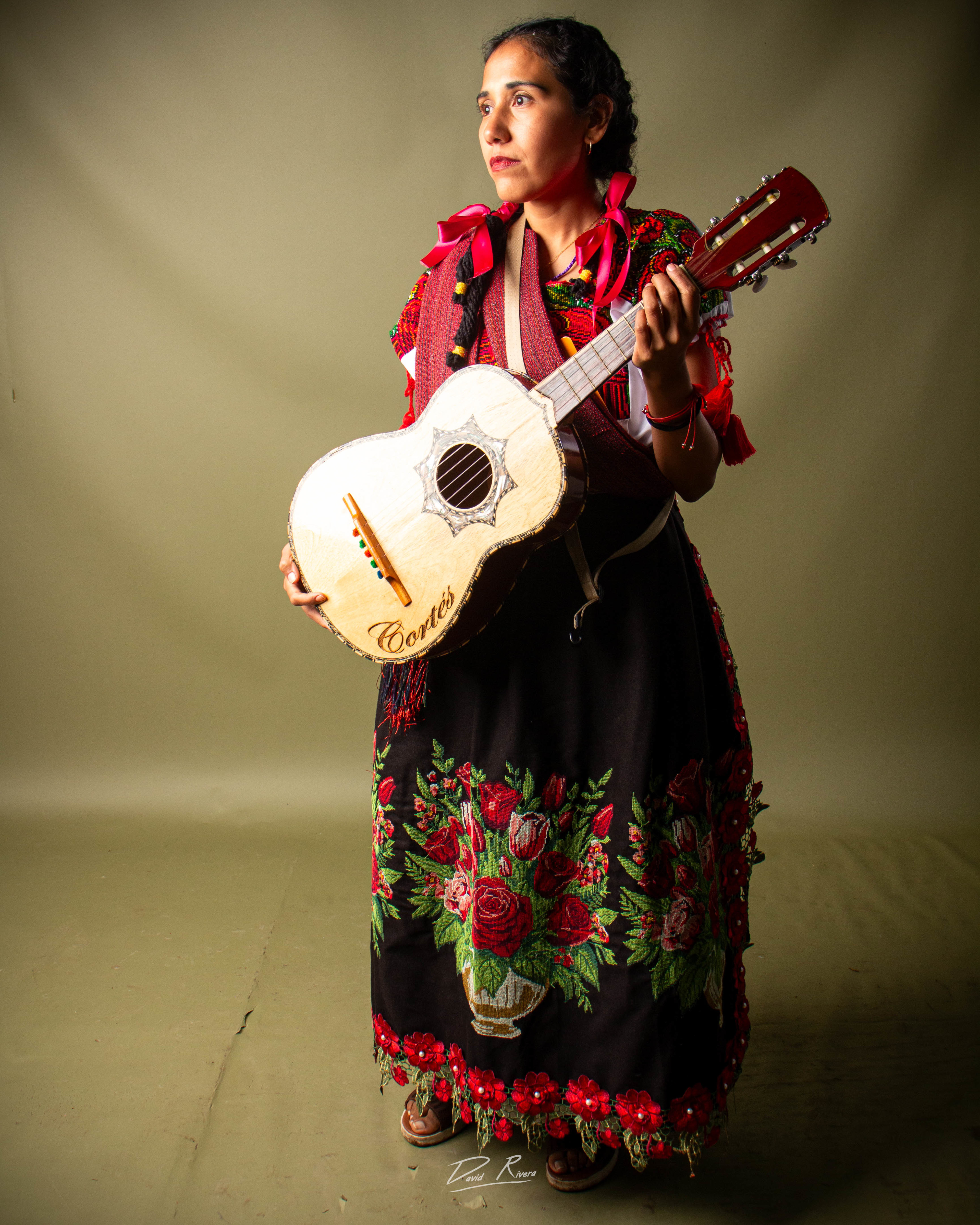 ORQUESTA TINHARHANI DE TINGAMBATO - Fotografía 22