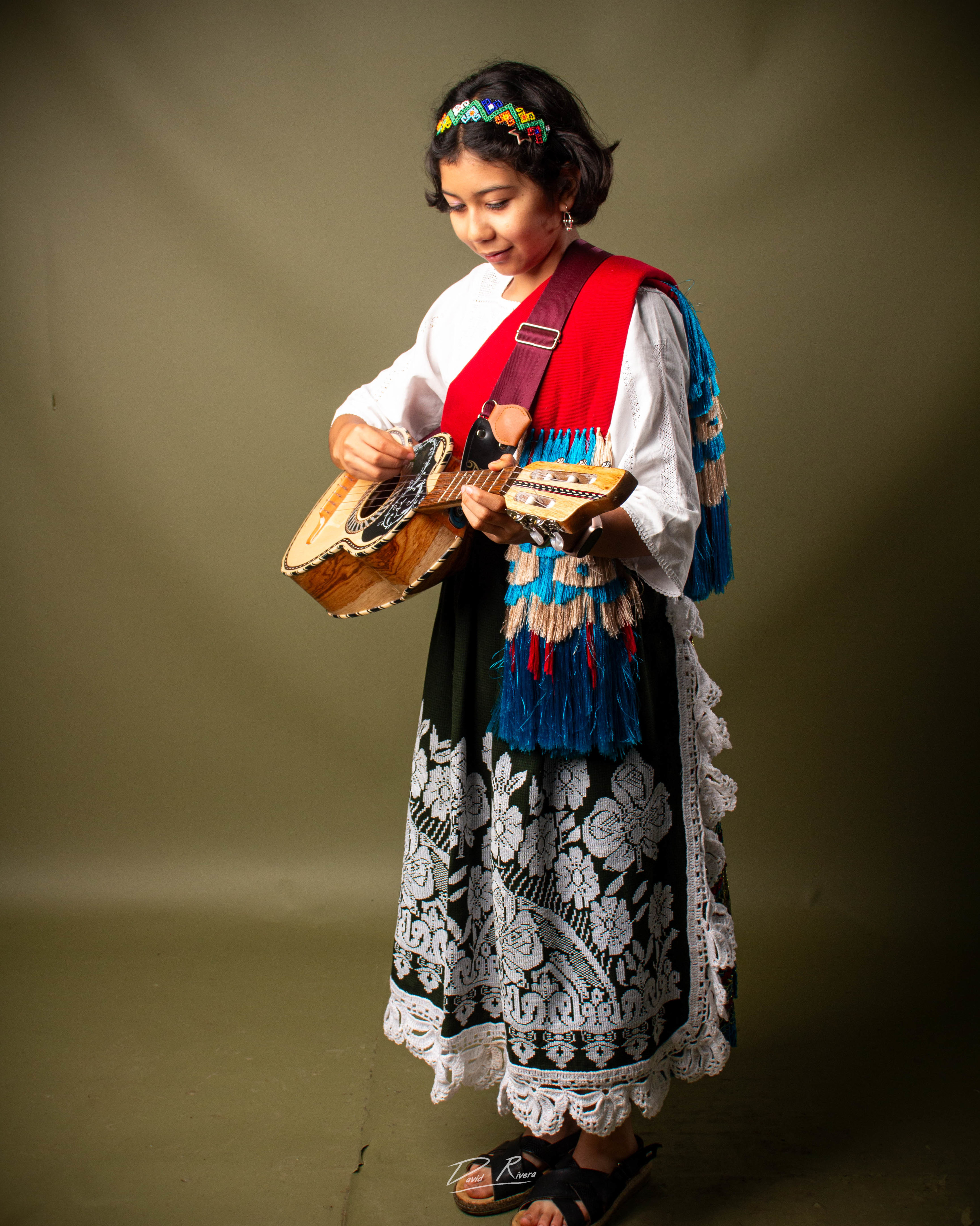 ORQUESTA TINHARHANI DE TINGAMBATO - Fotografía 27