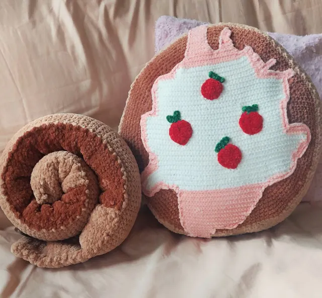 Crocheting Pattern 'Pillow set' on Pattern Paradise