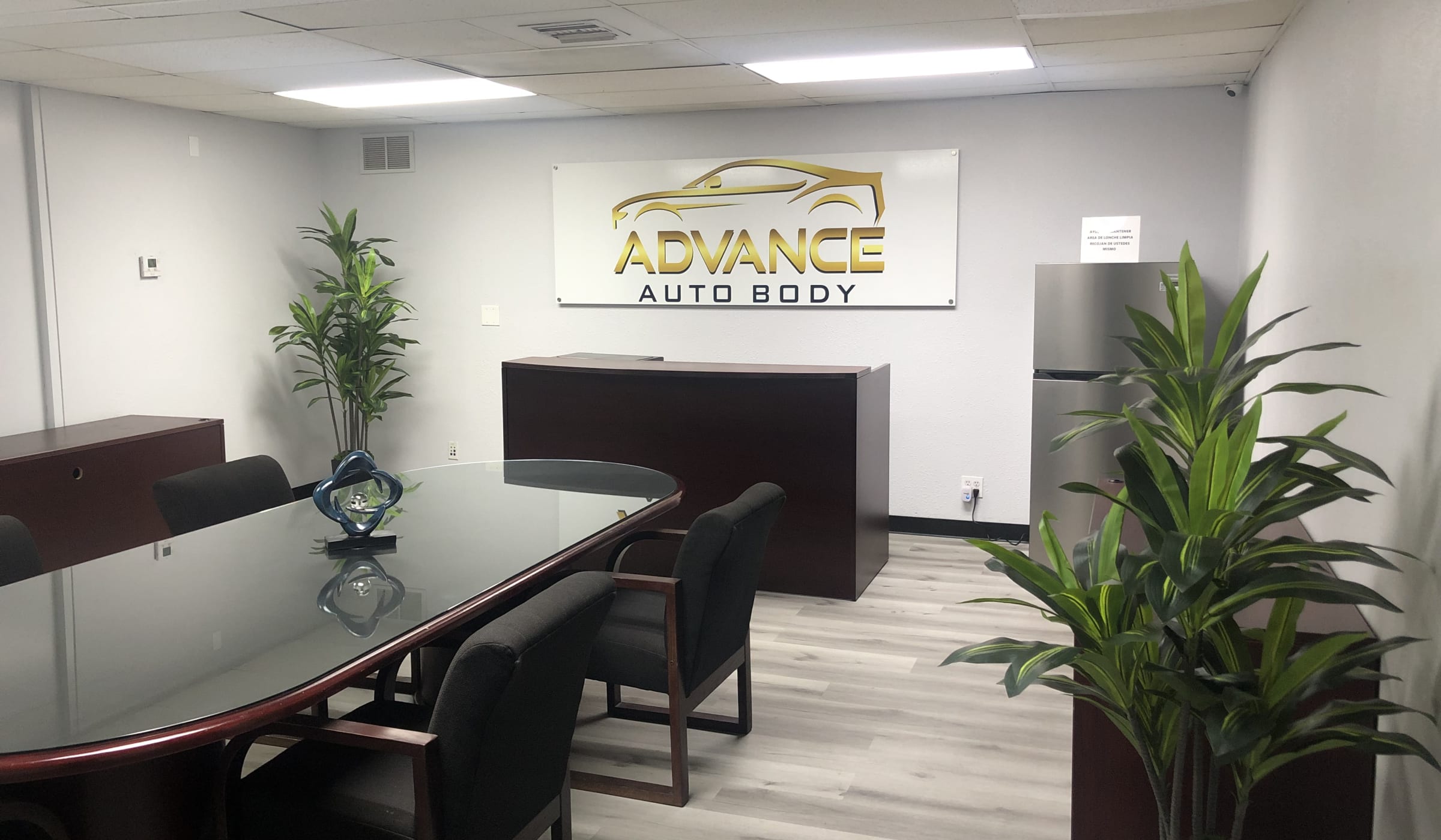 Advance Auto Body front office in Santa Fe Springs