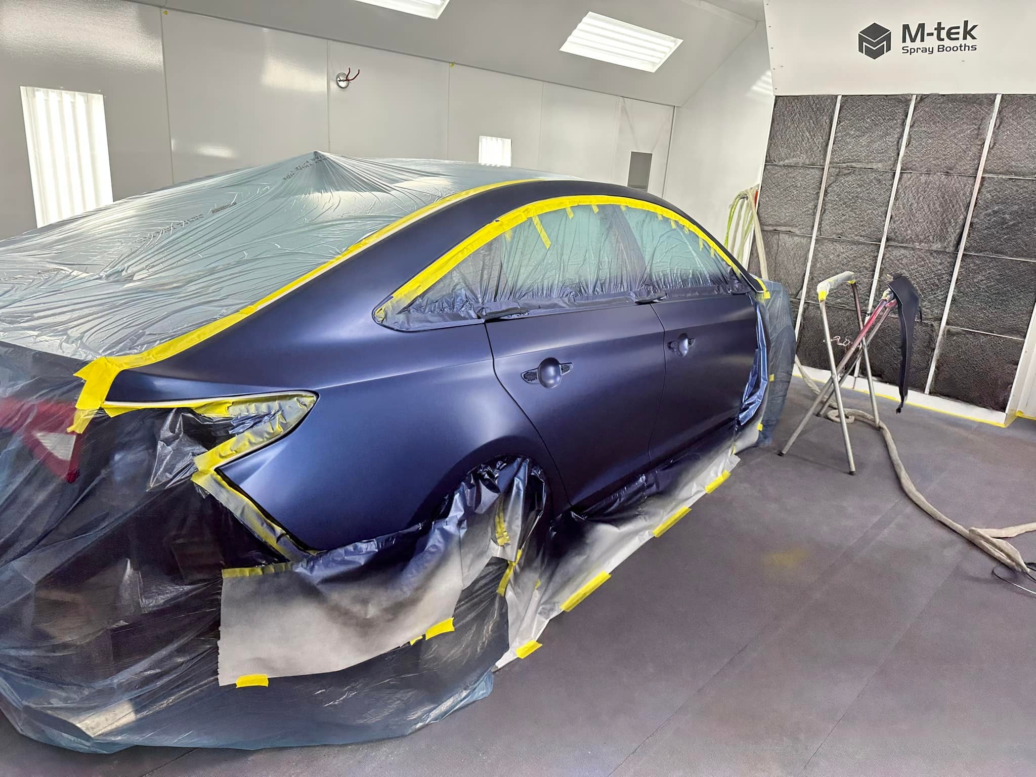Auto Paint Services - Professional Paint Booth