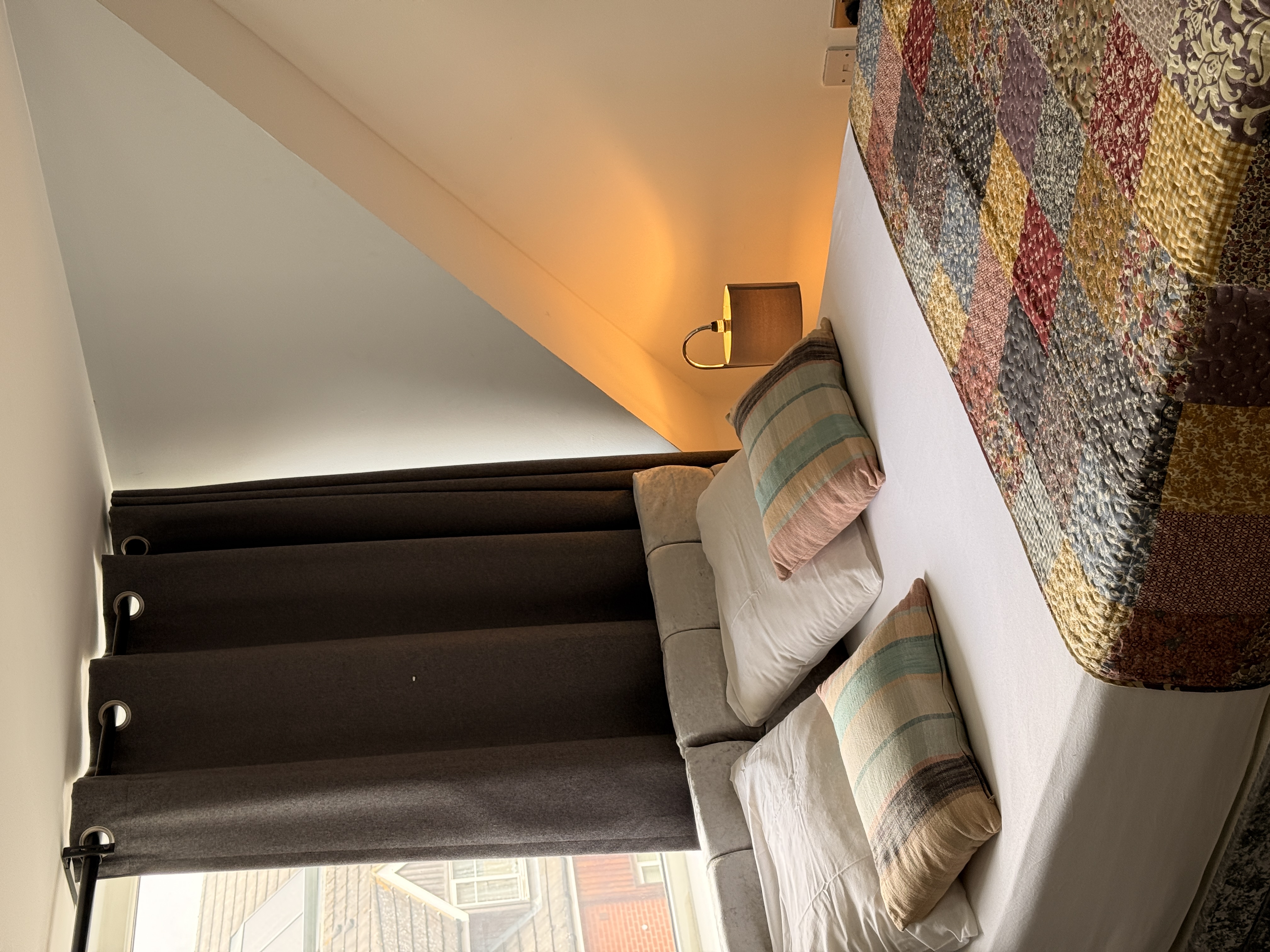 Modern 3 Rooms in Milton Keynes view 4