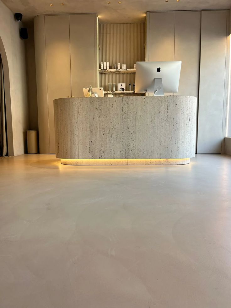 Antimicrobial Microcement Flooring for Riyadh Clinics