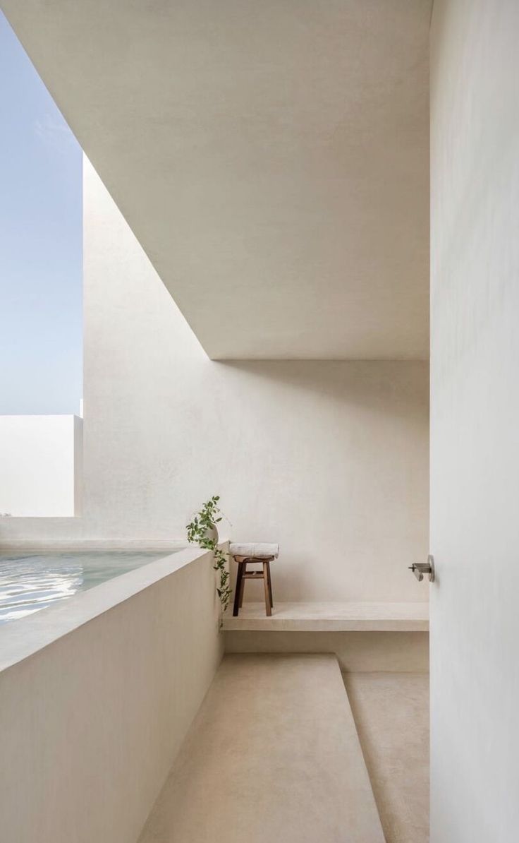 UV-Stable Microcement for Terraces & Balconies in Jeddah