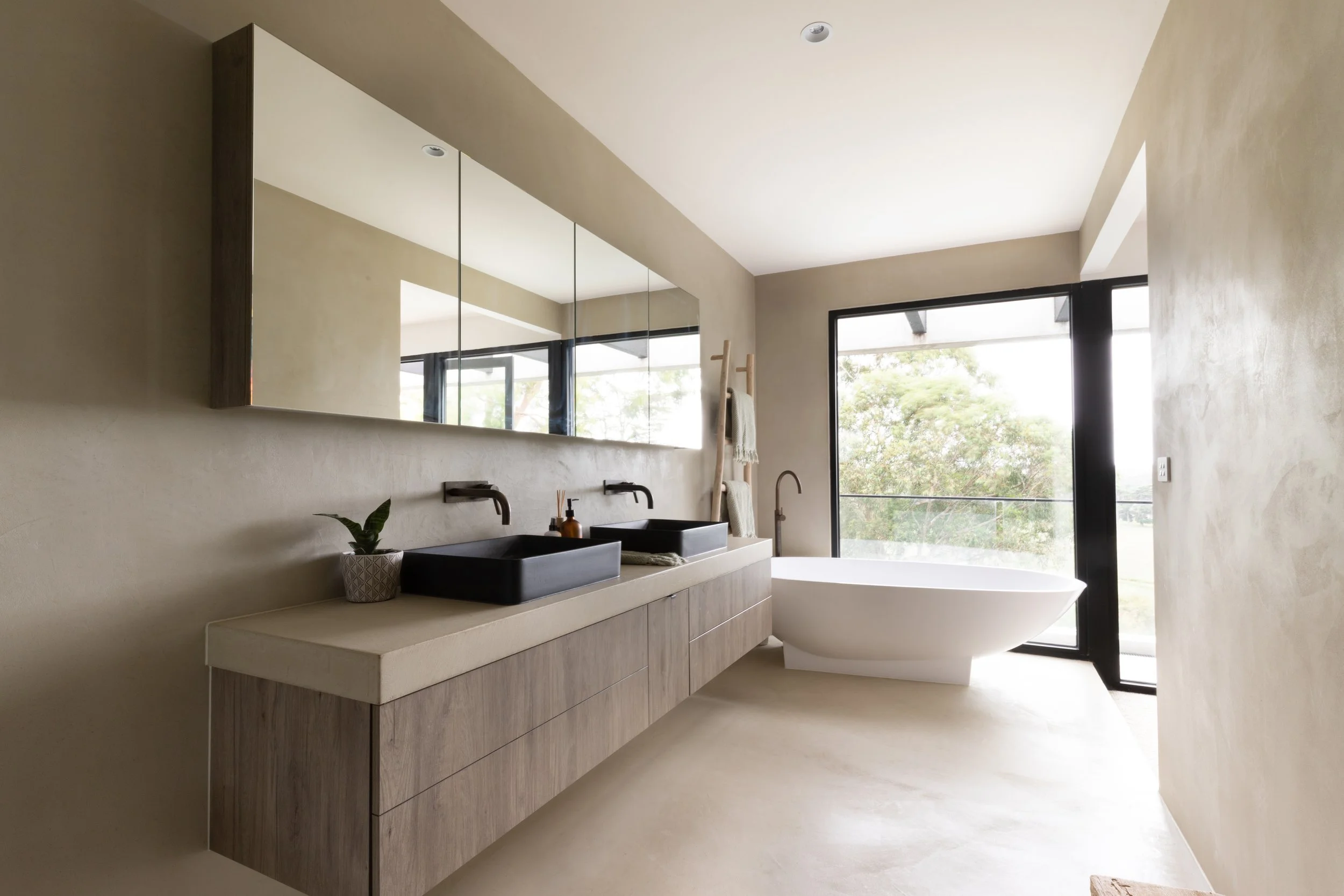 Anti-Slip Microcement Flooring for Luxury Bathrooms in Jeddah